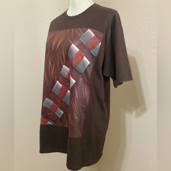 Star Wars Large Short-sleeved T-shirt | EUC - Picture 2 of 6